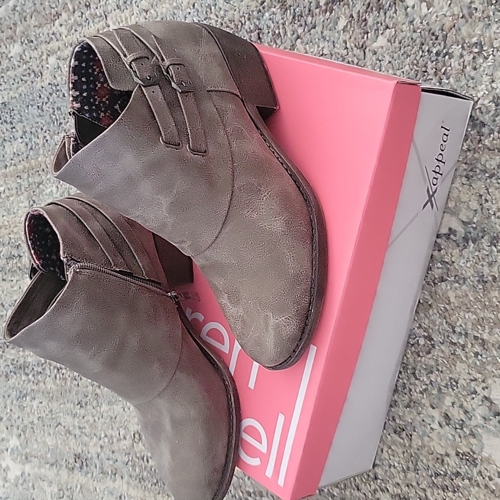 Stone Booties